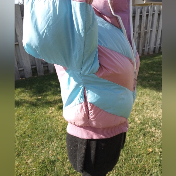 Urban Outfitters Pink & Blue Cotton Candy Puffer Jacket Coat Size XS - Picture 6 of 16